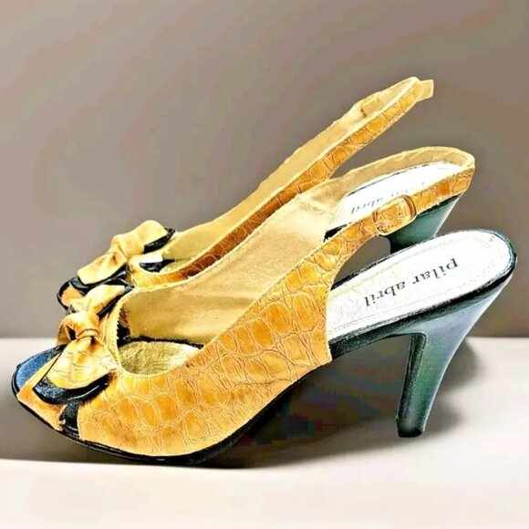 Pilar Abril Peep Toe Slingback Heels Gold Leather Croc with Bow Womens 9.5 EU 41 - Picture 5 of 7